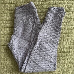 Lavender Booty By Brabants Textured Leggings
